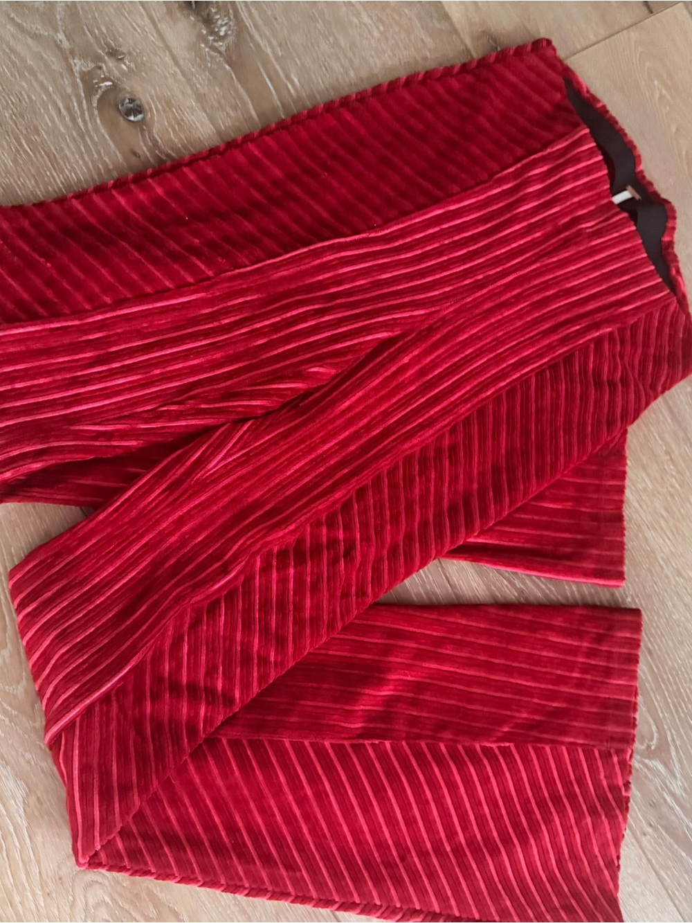 Free People Red Velvet Ribbed Wide-Leg Pants flare Sz XS perfect condition